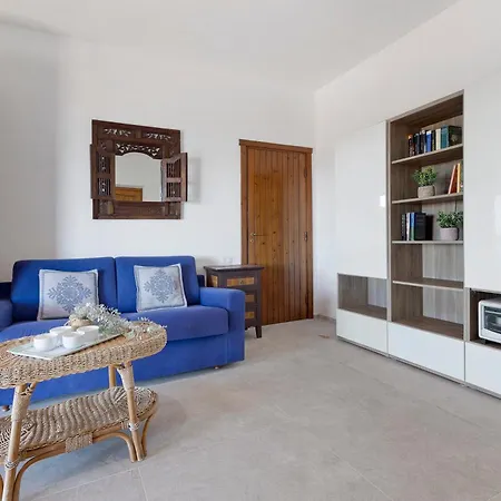 Casa Venere Piscina In Condivisione 度假居 *