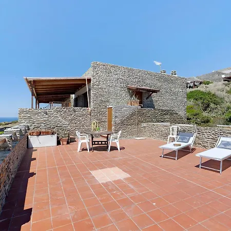 Casa Venere Piscina In Condivisione 度假居 *